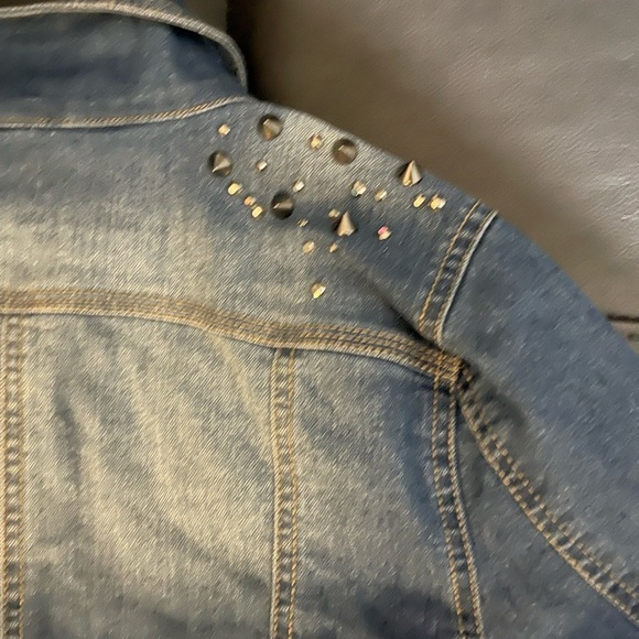 Urban Studded Soft Denim Jacket , size small, very stylish and cute - Picture 2 of 12